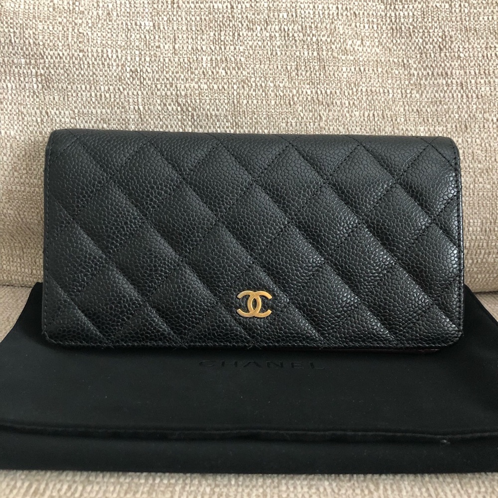 Chanel wallet - Picture 2 of 13